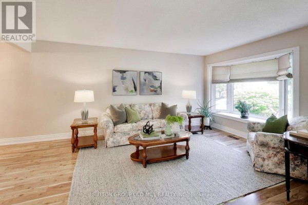 251 Chalfield Lane, Mississauga, ON, photo 3