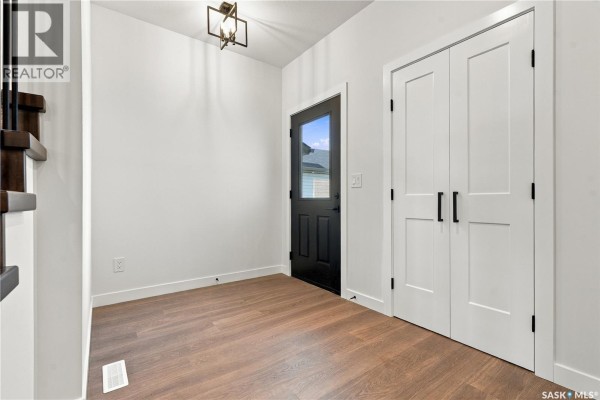 2pc Bathroom - 251 Doran Way, Saskatoon, SK S7V0Z7 Photo 2