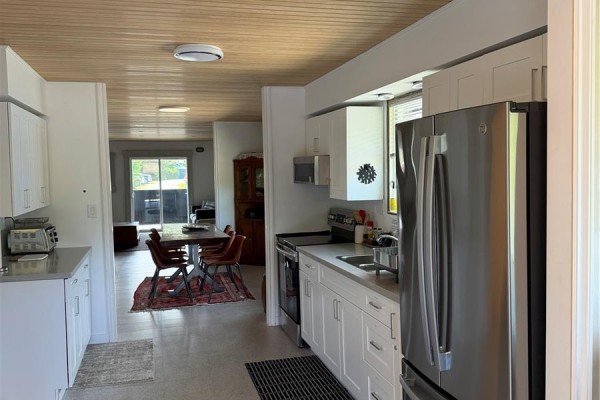 251 Frigate Rd, Bamfield, BC, photo 3