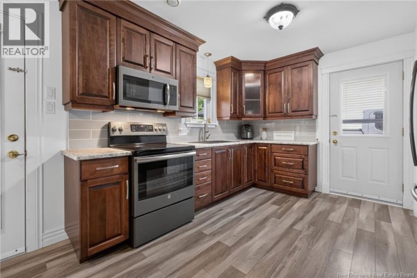Family room - 251 Hennessey Road, Moncton, NB E1A5L7 Photo 3