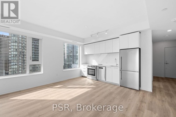 Kitchen - 2510 - 101 Roehampton Avenue, Toronto, ON M4P2W2 Photo 3