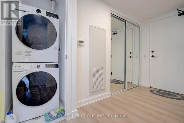 Primary Bedroom - 2511 - 100 Queen Street E, Toronto, ON M5C0B5 Photo 4
