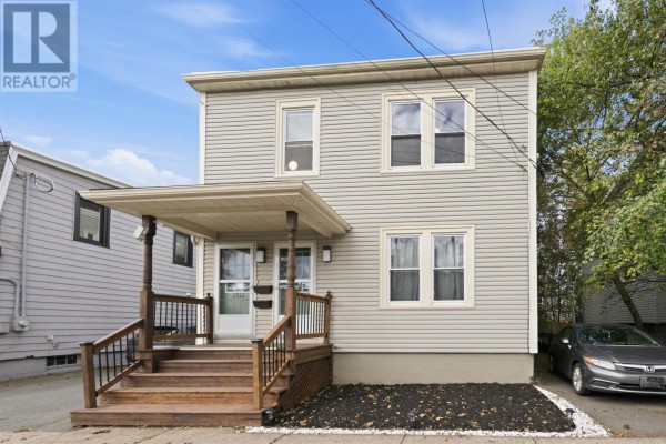 2512 Oxford Street, Halifax Peninsula, NS B3L2T4 Photo 2