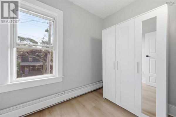 2512 Oxford Street, Halifax Peninsula, NS B3L2T4 Photo 5
