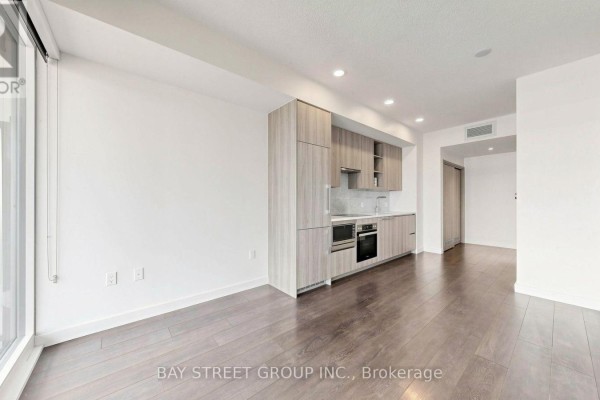 2515 - 95 Mcmahon Drive, Toronto, ON M2K0H2 Photo 5