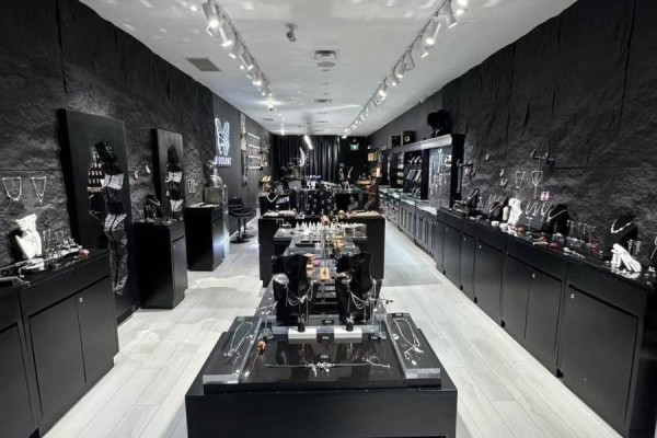 2515 Yonge Street, Toronto, ON, photo 2