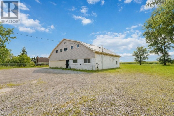 2517 First St Louth Street, St  Catharines, ON L2R6P7 Photo 5