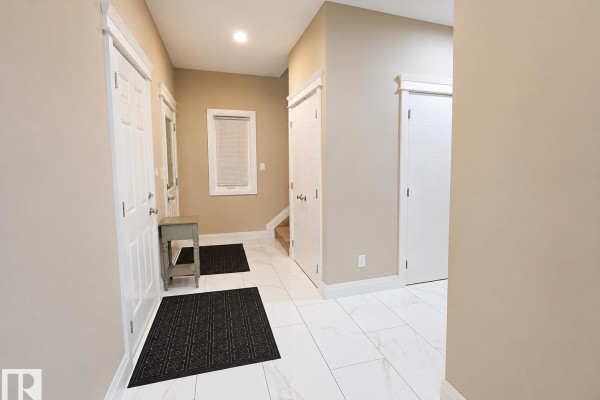 2518 22 Av Nw Nw, Edmonton, AB, photo 3