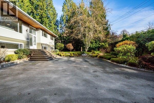 2519 East Road, Anmore, BC V3H5G9 Photo 3