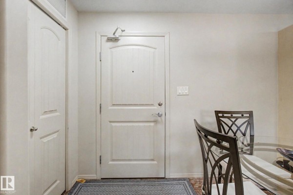 Primary Bedroom - #252 2096 Blackmud Creek Dr Sw Sw, Edmonton, AB T6W0G1 Photo 4