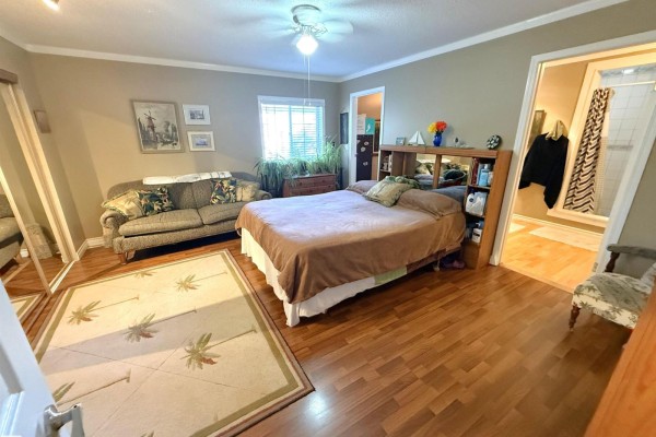 Family room - #252 305 Calahoo Rd, Spruce Grove, AB T7X3L2 Photo 4