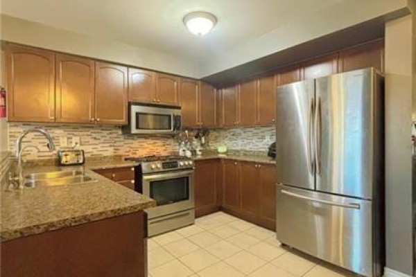 Bedroom - 252 Berry Street, Shelburne, ON L9V3E1 Photo 5