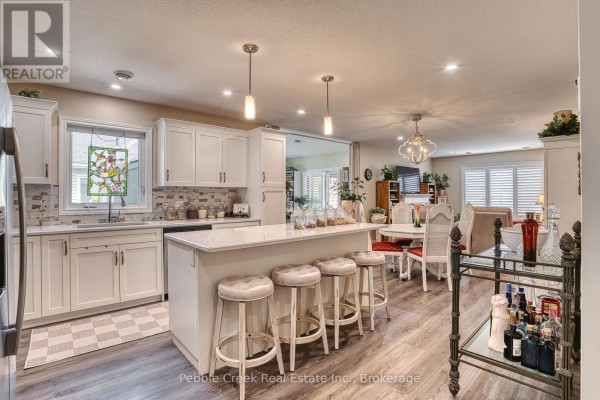 252 Lake Breeze Drive, Ashfield Colborne Wawanosh, ON N7A0B9 Photo 5