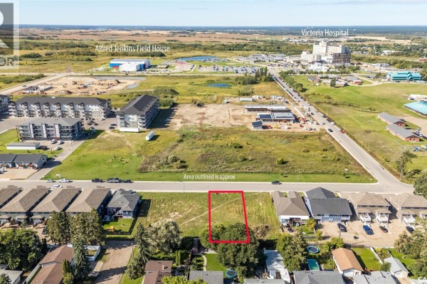 2520 Woodbridge Drive, Prince Albert, SK S6W0A7 Photo 2