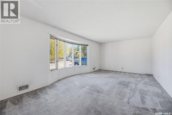 Bedroom - 2522 William Avenue, Saskatoon, SK S7J1B3 Photo 4