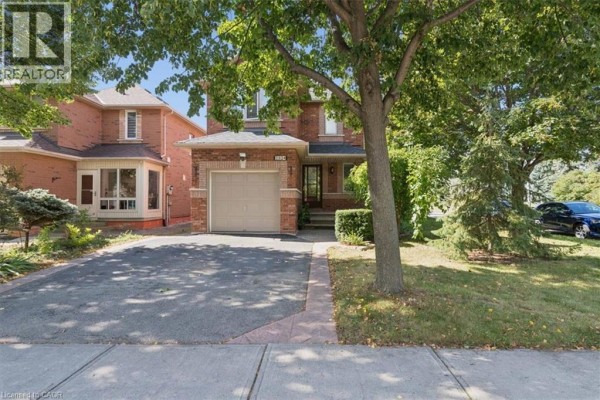 4pc Bathroom - 2524 Logan Avenue, Oakville, ON L6H6S2 Photo 3