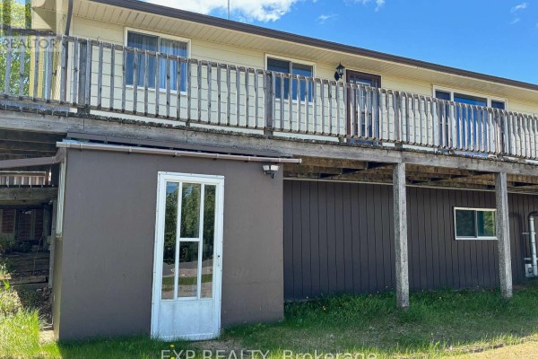 2527 Matawatchan Road, Greater Madawaska, ON, photo 3