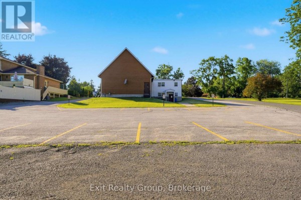 253 Dundas Street W, Belleville, ON K8P1A9 Photo 5