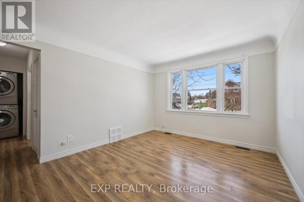 253 Sydney Street S, Kitchener, ON, photo 3