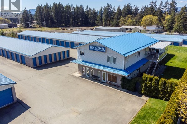 2530 Timberlane Rd, Port Alberni, BC V9Y8P2 Photo 2