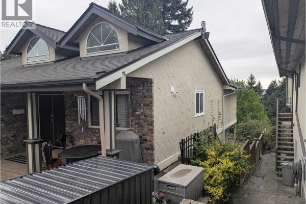 2532 Ashurst Avenue, Coquitlam, BC V3K5T4 Photo 2