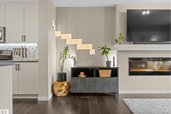 Primary Bedroom - 2533 Price Wy Sw, Edmonton, AB T6W3V9 Photo 4