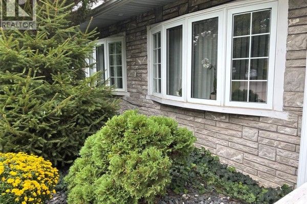 Office - 2533 Tourangeau, Windsor, ON N8W1P4 Photo 5