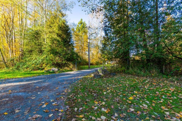 25339 76 Avenue, Langley, BC V4W1V1 Photo 4