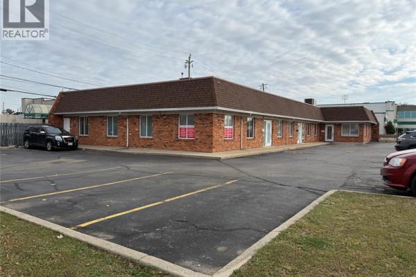 2534 Dougall Avenue Unit# B, Windsor, ON, photo 2