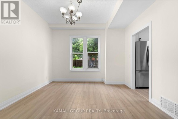 Kitchen - 254 Bruce Street, Oshawa, ON L1H1R5 Photo 5