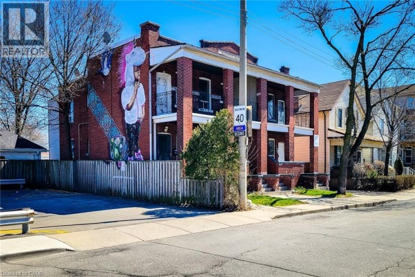 254 Emerald Street N Unit# Upper, Hamilton, ON, photo 2