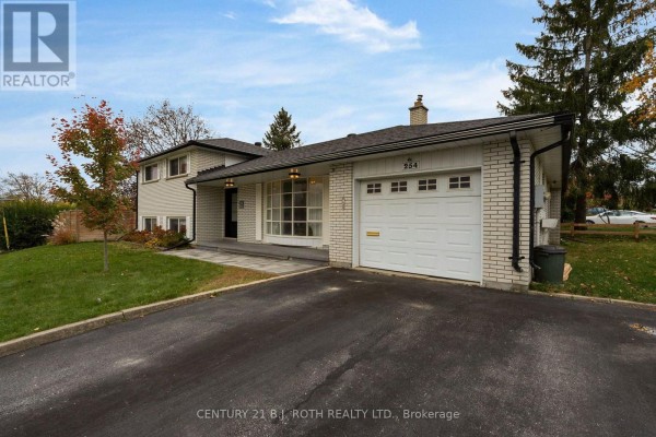 254 Grove Street E, Barrie, ON L4M2P9 Photo 2