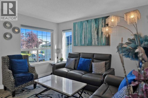Family room - 254 Hidden Spring Mews Nw, Calgary, AB T3A5N3 Photo 3