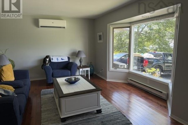 Kitchen - 254 Hollingsworth Drive, Bridgewater, NS B4V3V2 Photo 4