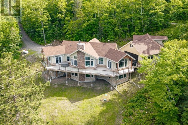 254 Oakridge Trail, Skead, ON P0M2Y0 Photo 5