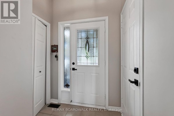 254 Stoneway Drive, Ottawa, ON K2G6A8 Photo 5