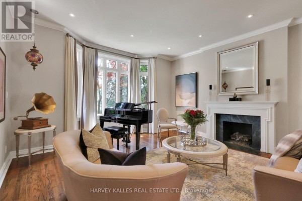Dining room - 254 Yonge Boulevard, Toronto, ON M5M3J3 Photo 5