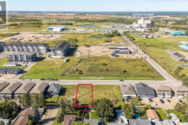 2540 Woodbridge Drive, Prince Albert, SK S6W0A7 Photo 2