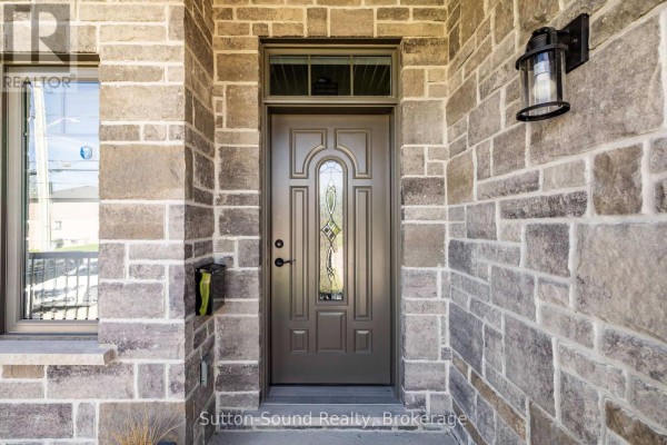2545 9th Avenue E, Owen Sound, ON, photo 2