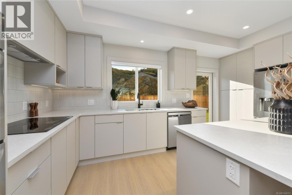 Patio - 2545 Alabaster Crt, Langford, BC V9B5N1 Photo 5