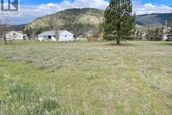 2545 Central Avenue, Grand Forks, BC, photo 3