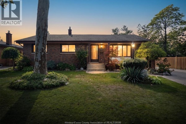 2545 St. Patricks's Avenue, Windsor