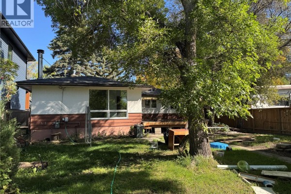 4pc Bathroom - 2548 Garnet Street, Regina, SK S4T3A5 Photo 4