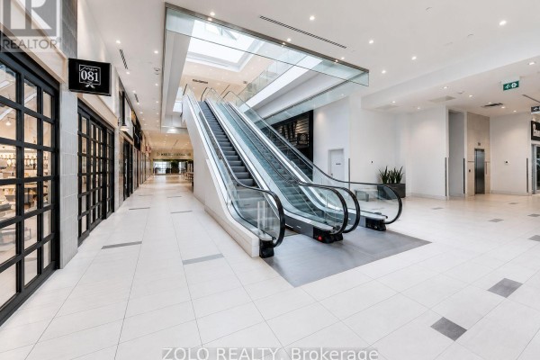 255 - 7777 Weston Road, Vaughan, ON L4L0G9 Photo 4