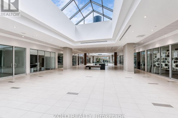 255 - 7777 Weston Road, Vaughan, ON L4L0G9 Photo 5