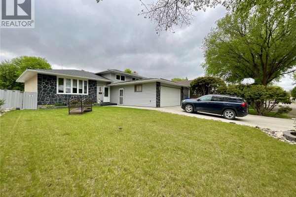Kitchen - 255 Litzenberger Crescent, Regina, SK S4R7A2 Photo 3