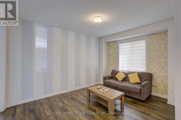 255 Rea Drive, Centre Wellington, ON, photo 2