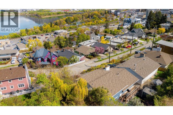 255 St Paul Street W, Kamloops, BC, photo 2
