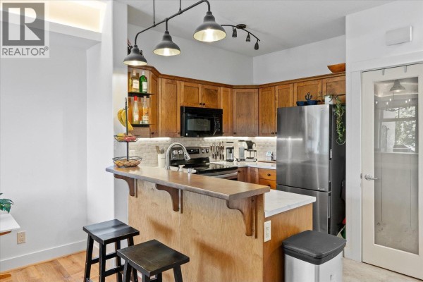 Den - 2551 Shoreline Drive Unit# 204, Lake Country, BC V4P2P2 Photo 5