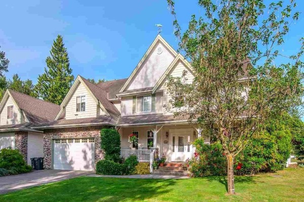 2552 207 Street, Langley, BC V2Z2B5 Photo 2